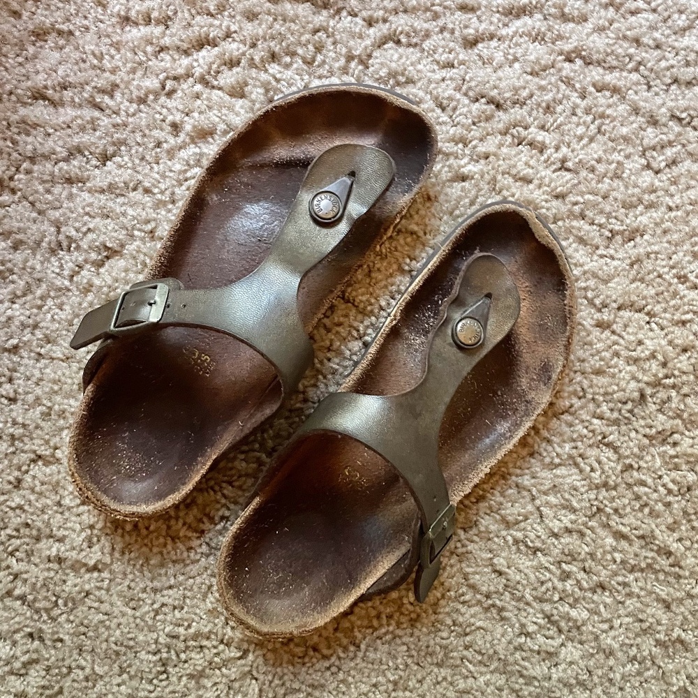 Birkenstock Gizeh Sandals
